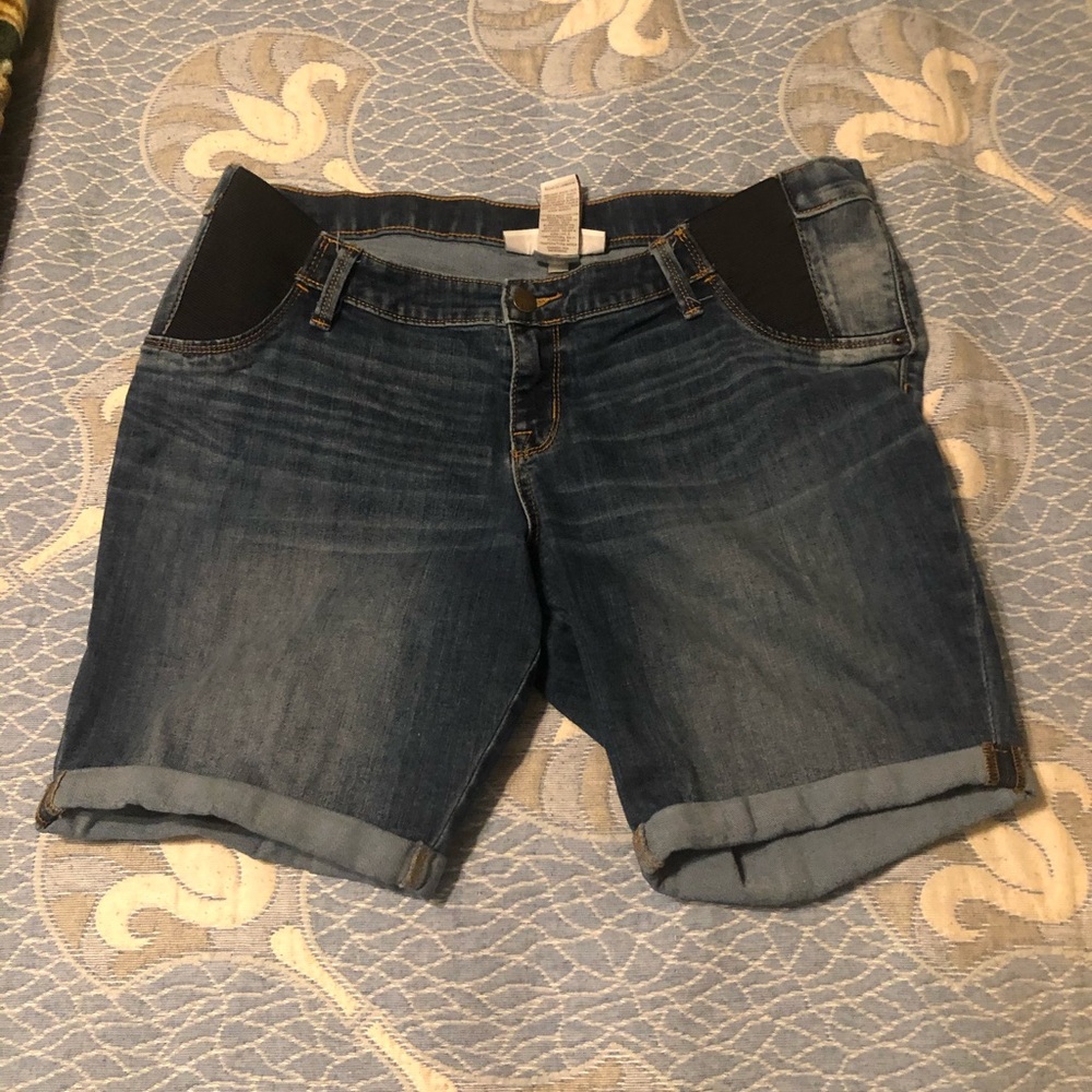 Liz Lange Maternity Shorts